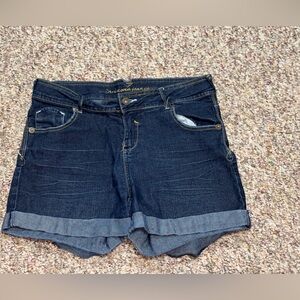Women's size 16, 16 1/2 Arizona Jean company Dark Blue Denim Shorts